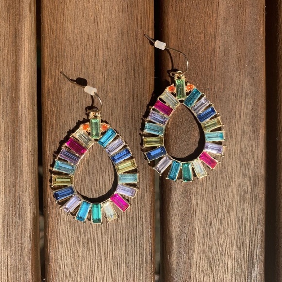 Jewelry - Rainbow Artificial Gemstone Drop Earrings